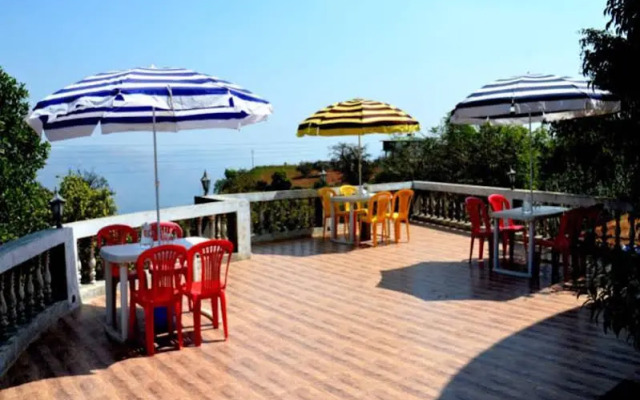Svinns Dwarkadhish Resort
