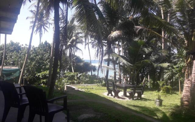 SunRay Rest - Beach View Homestay