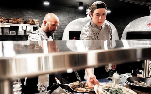 Hotel Manteo, Trademark Collection by Wyndham