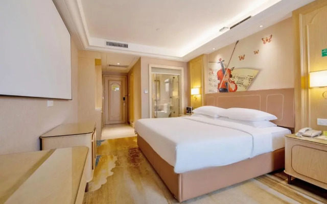 Vienna Hotel (Shenzhen Buji Metro Station)