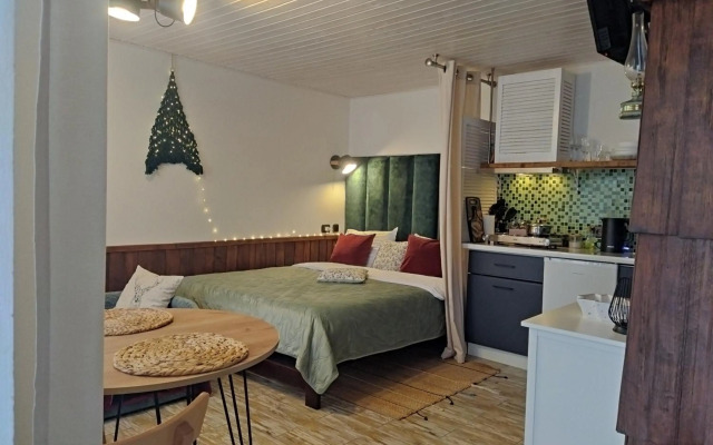 GONTA studio FOR TOW