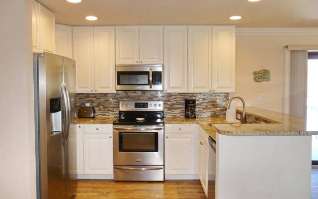 West-facing Home With Pool and 2nd Floor Porch