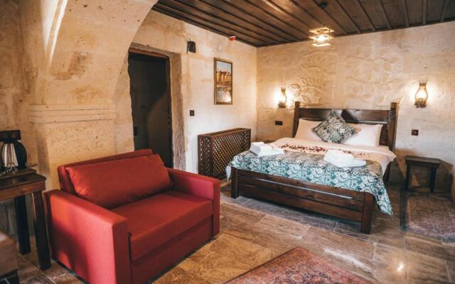 Tale Cave INN