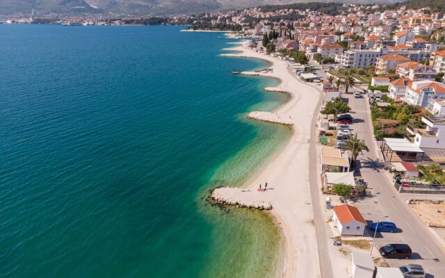 Seaview Apartment Mihaela