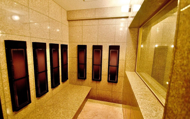 Kyoto Universal Hotel Karasuma