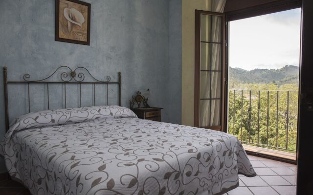 Aparthotel Rural 12 Caños