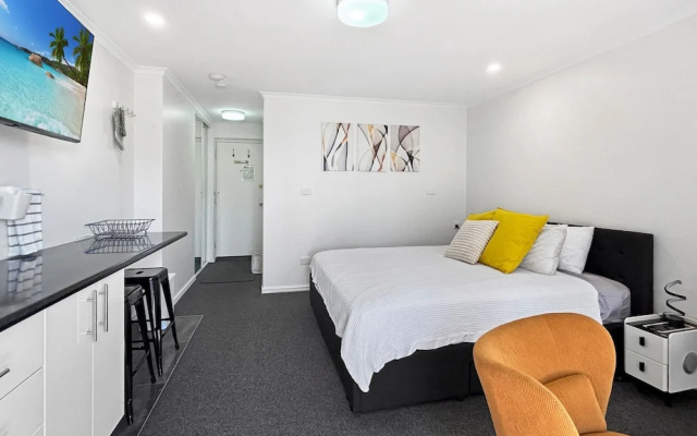 Charming Studio Apartment in Mandurah – Guest Rooms – Mandurah