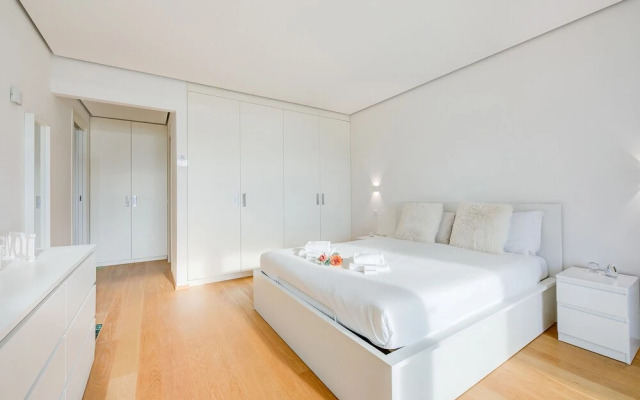 Honeymoon With Stunning View