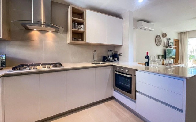 Beautiful Condo Just Steps Away From the Beach