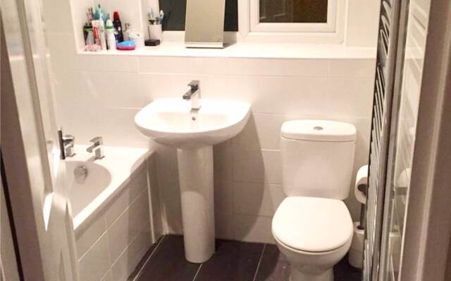 2 Bedroom House In Haymarket