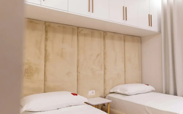 Adam & Eve Apartment