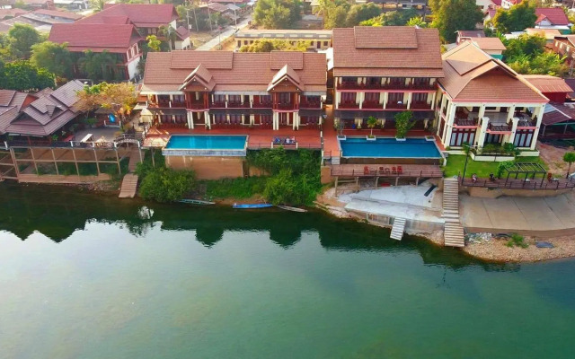 Pon Arena Hotel