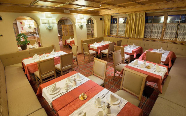 Hotel Cervo