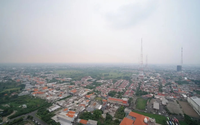 Homey and Simple Studio at Tanglin Supermall Mansion Apartment