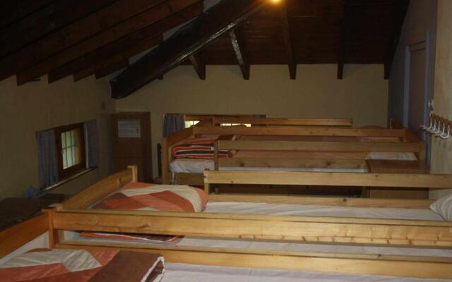 Alojamiento integro 42plazas en total