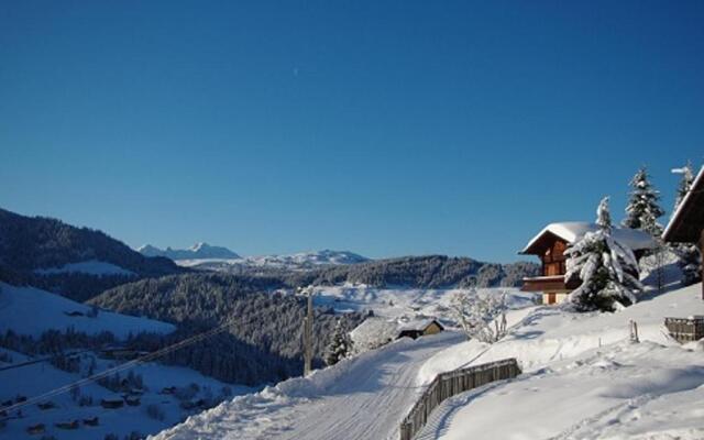 Studio Notre-Dame-de-Bellecombe, 1 pièce, 4 personnes - FR-1-505-169
