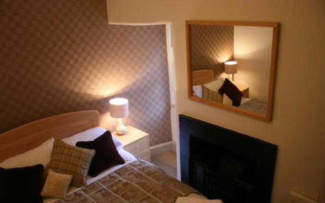 Royal Mile Budget Apartments