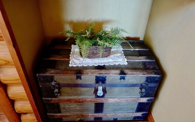 Sumas Mountain Lodge