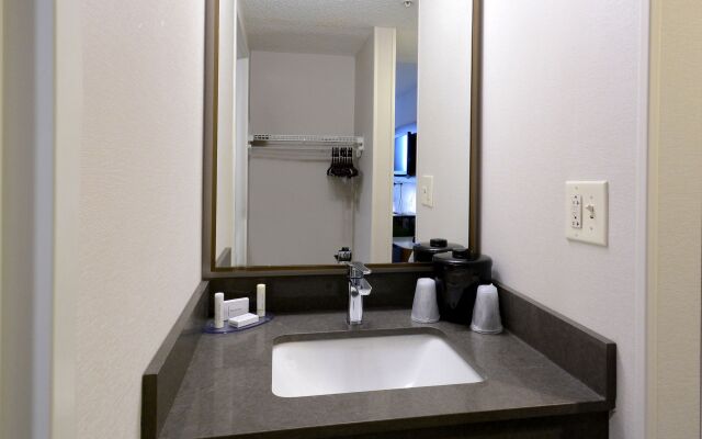 Fairfield Inn by Marriott Greensboro Airport