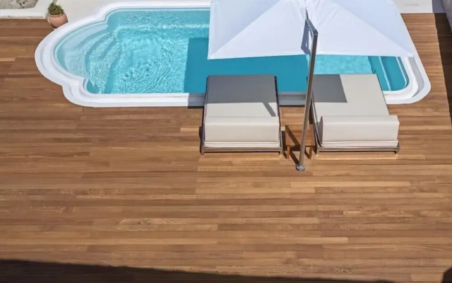 Kamini Santorini Luxury Villas