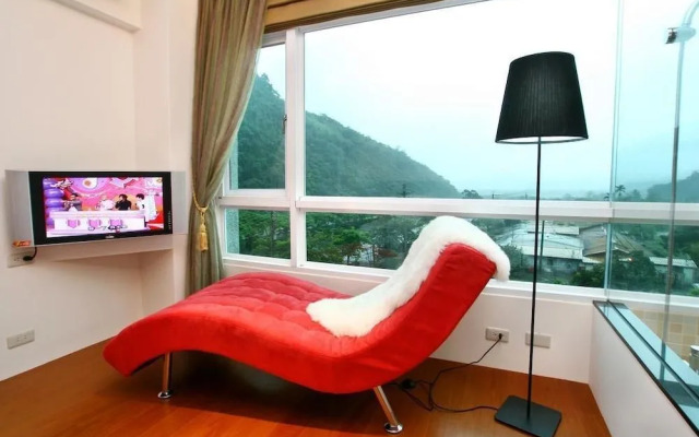 Taiping Mountain Spring Love