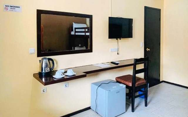 RedDoorz Carlton-Martin Hotel Masbate City