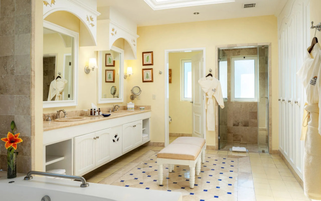 Pueblo Bonito Emerald Bay Resort & Spa - All Inclusive