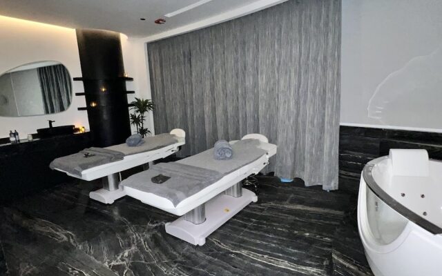 Century Marina Hotel Lusail