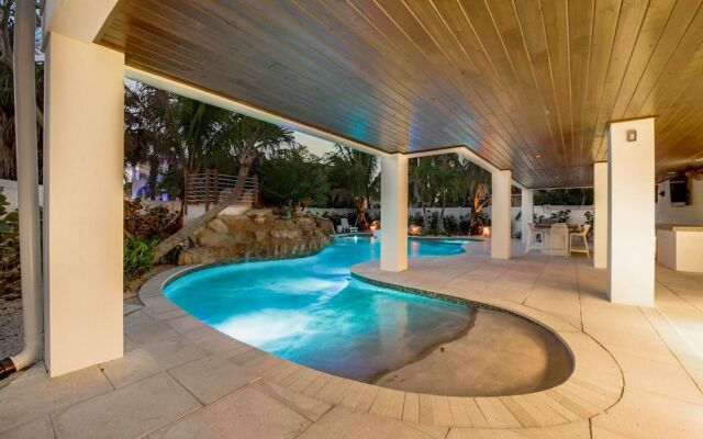 The Oasis in Siesta Key