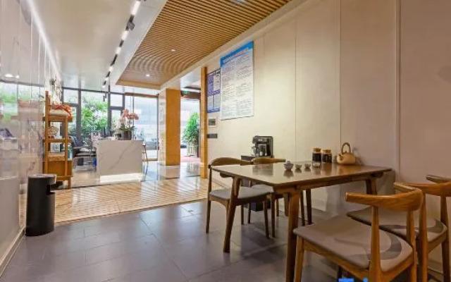 Yawen Business Hostel