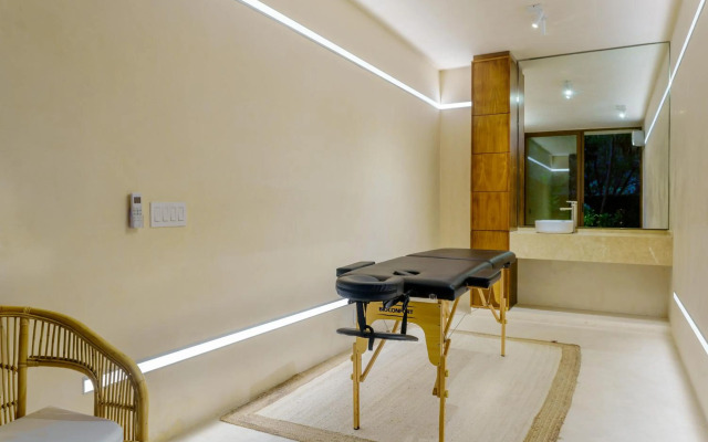 106 Beautiful Garden Apartment with Private Pool