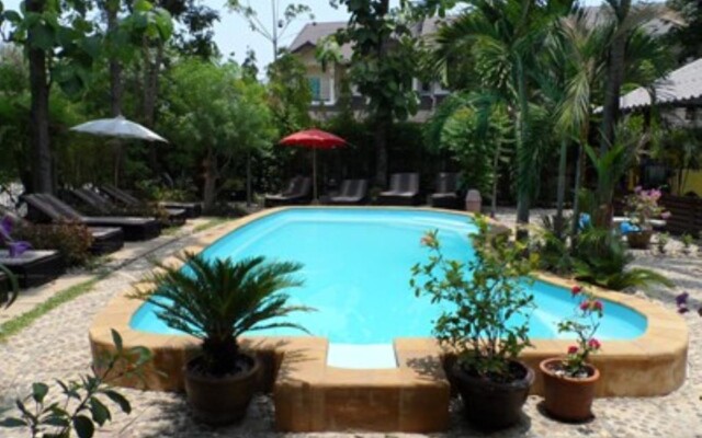 Guesthouse Liam's Suan Dok Mai