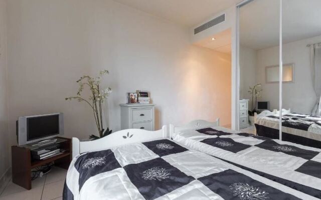 Apartment With 3 Bedrooms in Cannes, With Wonderful City View, Furnish