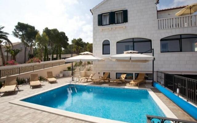 Apartments Villa Grlica