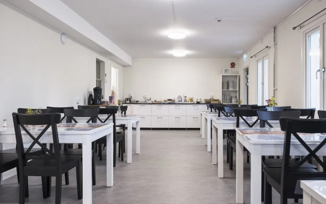 Partille Vandrarhem Bed & Breakfast - Hostel