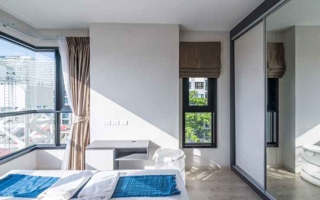 The Base Condo Pattaya by Supee