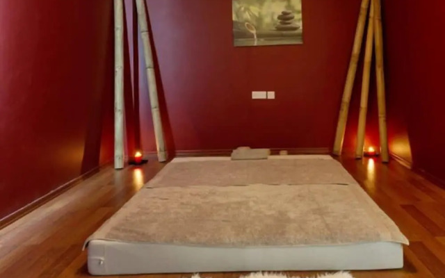 Thalassa Beach Resort Apartment 11-301