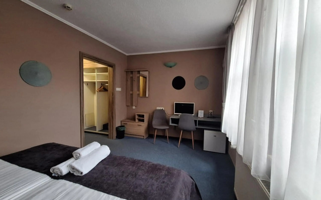 Hotel Unicornis