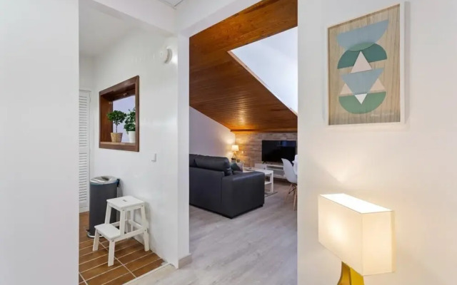 Bright & Modern 1-bedroom Apartment in Centro