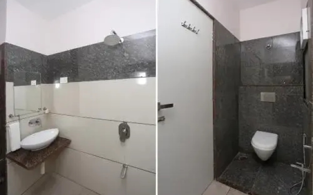 OYO 19312 Hotel Shiv Shakti