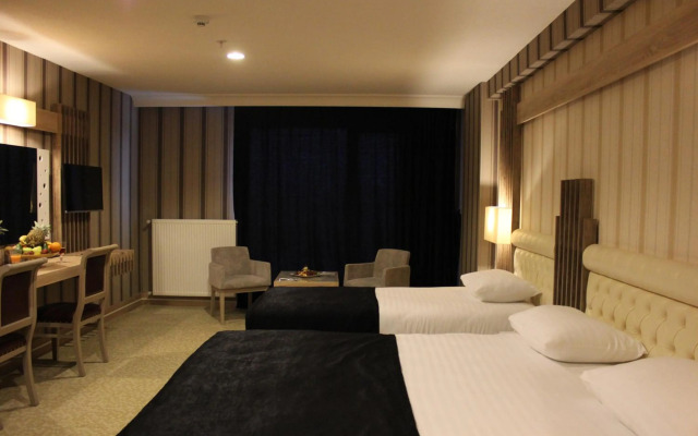 Neba Royal Hotel