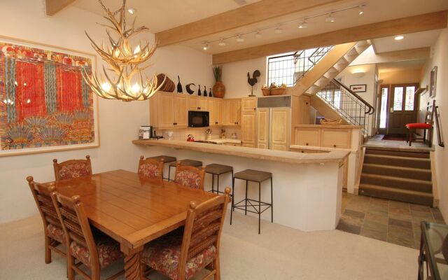 Clarendon by Frias Properties