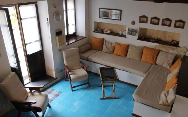 "CASA CANSELLA" a few steps from the sea