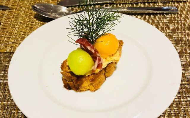 Arts Party Central Hostel