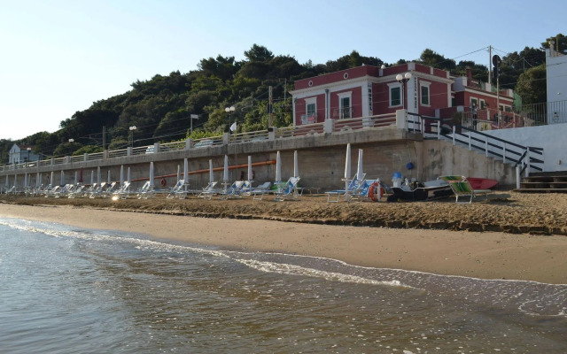 Albergo Residence Villa a Mare