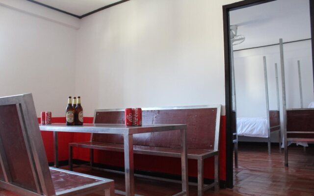 Y Not Laos Hostel