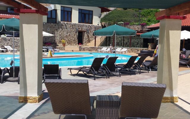 Loggas Hotel