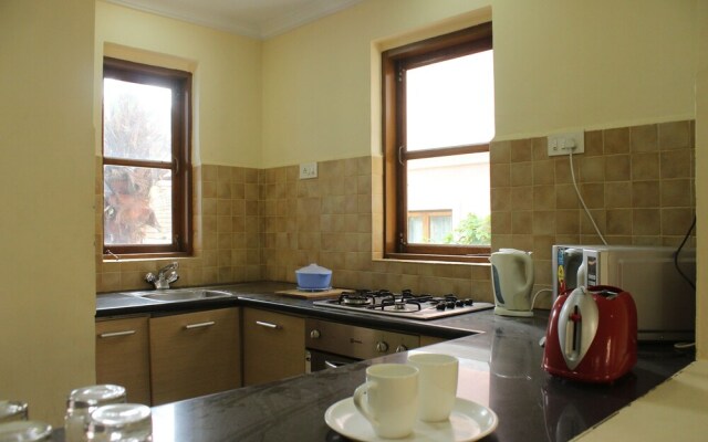OYO 9622 Home 1BHK Colva Poolside Luxury