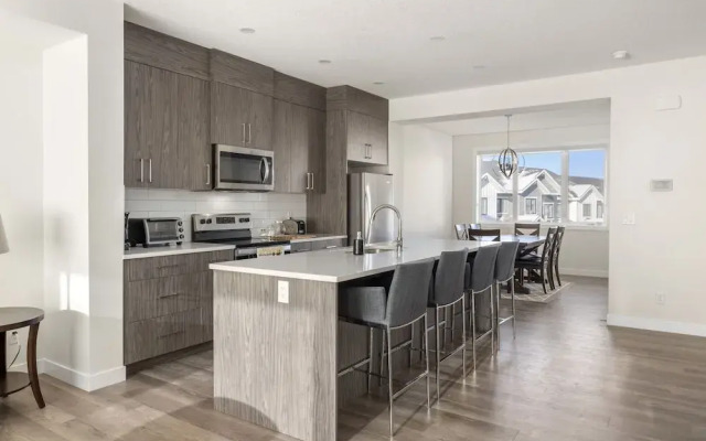 Modern Beautiful Calgary Home