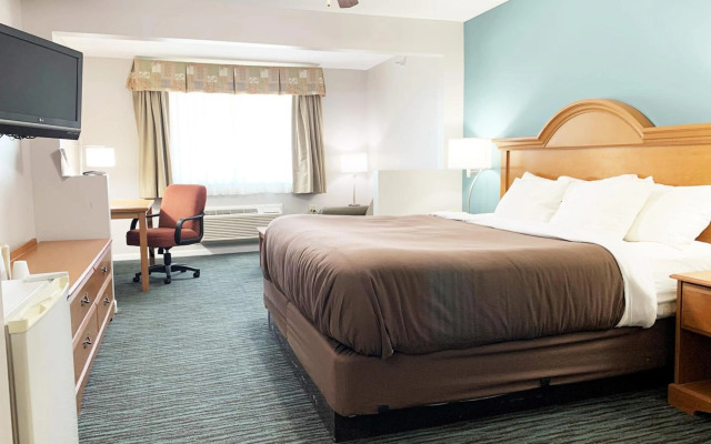 BridgePointe Inn & Suites by BPhotels, Lincoln I-80/27th St